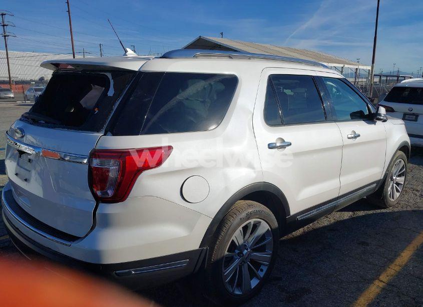 Photo 13 of 2018 Ford Explorer LIMITED (VIN 1FM5K7F82JGC14708)