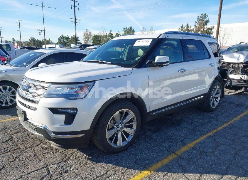 Photo 2 of 2018 Ford Explorer LIMITED (VIN 1FM5K7F82JGC14708)