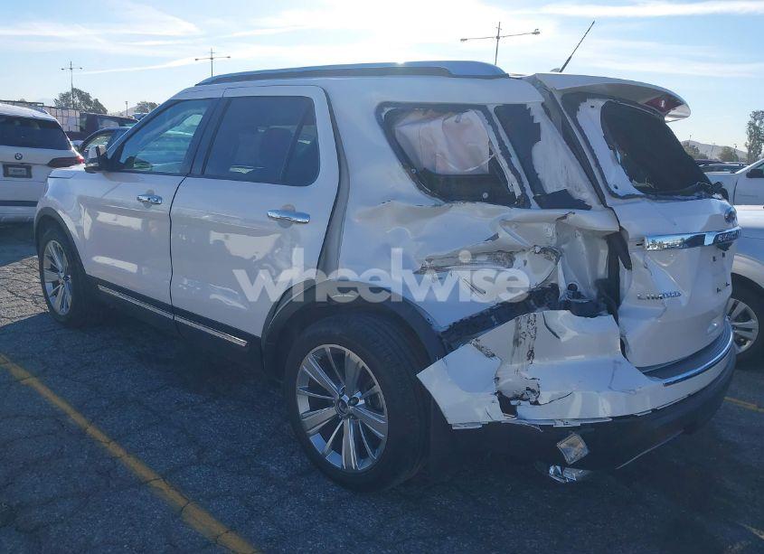 Photo 3 of 2018 Ford Explorer LIMITED (VIN 1FM5K7F82JGC14708)