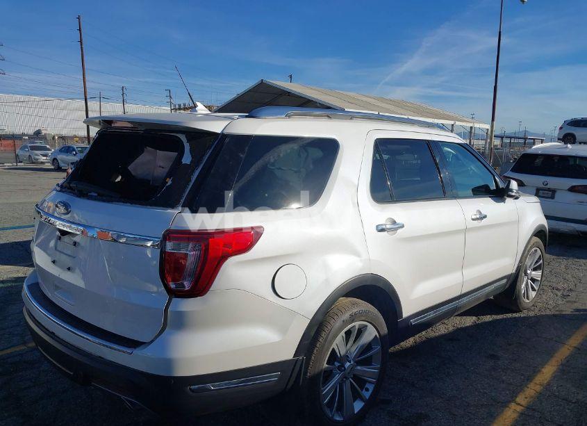 Photo 4 of 2018 Ford Explorer LIMITED (VIN 1FM5K7F82JGC14708)