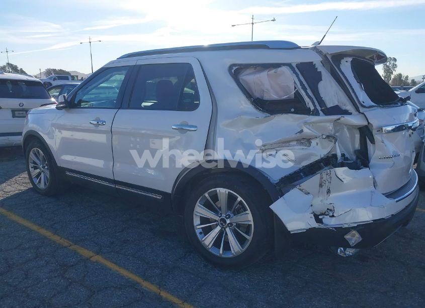 Photo 6 of 2018 Ford Explorer LIMITED (VIN 1FM5K7F82JGC14708)