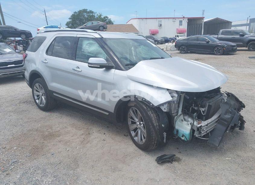 2019 Ford Explorer LIMITED (VIN 1FM5K7F82KGA11139) main photo