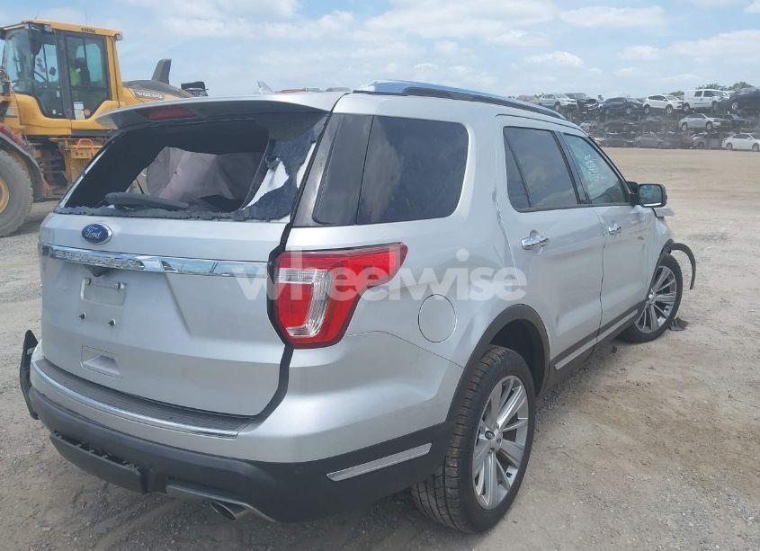 Photo 4 of 2019 Ford Explorer LIMITED (VIN 1FM5K7F82KGA11139)