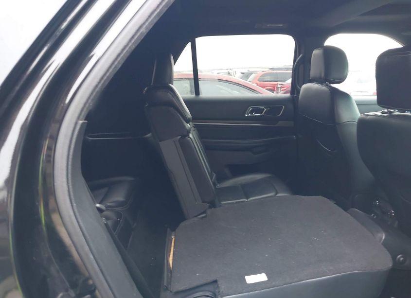 Photo 8 of 2016 Ford Explorer LIMITED (VIN 1FM5K7F83GGA18642)