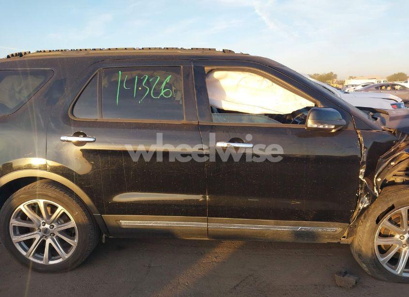 Photo 13 of 2017 Ford Explorer LIMITED (VIN 1FM5K7F83HGC23279)