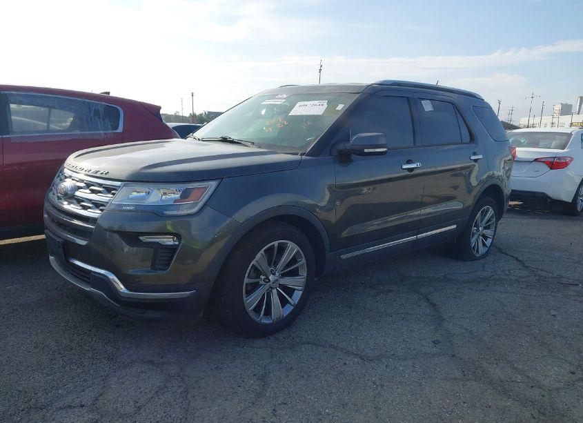 Photo 2 of 2018 Ford Explorer LIMITED (VIN 1FM5K7F83JGA81778)
