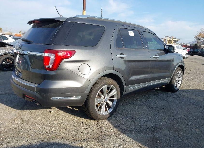 Photo 4 of 2018 Ford Explorer LIMITED (VIN 1FM5K7F83JGA81778)