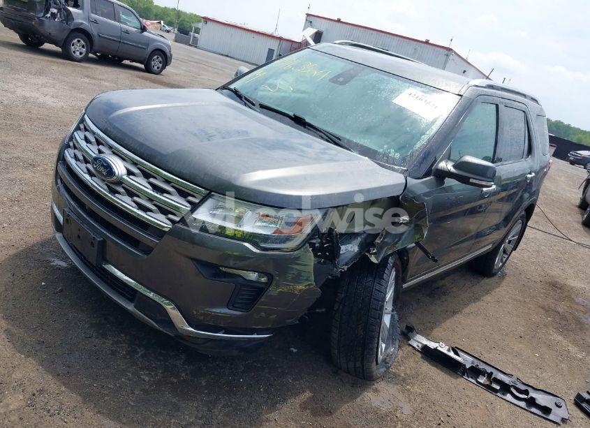 Photo 2 of 2019 Ford Explorer LIMITED (VIN 1FM5K7F83KGB03425)