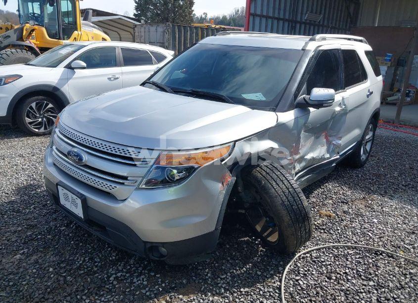 Photo 2 of 2013 Ford Explorer LIMITED (VIN 1FM5K7F84DGB45959)