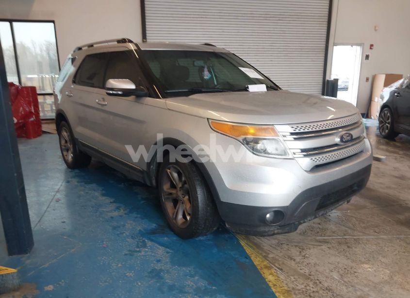 2014 Ford Explorer LIMITED (VIN 1FM5K7F84EGB64447) main photo