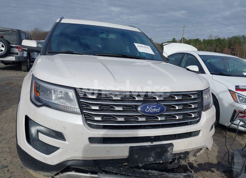 Photo 13 of 2016 Ford Explorer LIMITED (VIN 1FM5K7F84GGB30897)