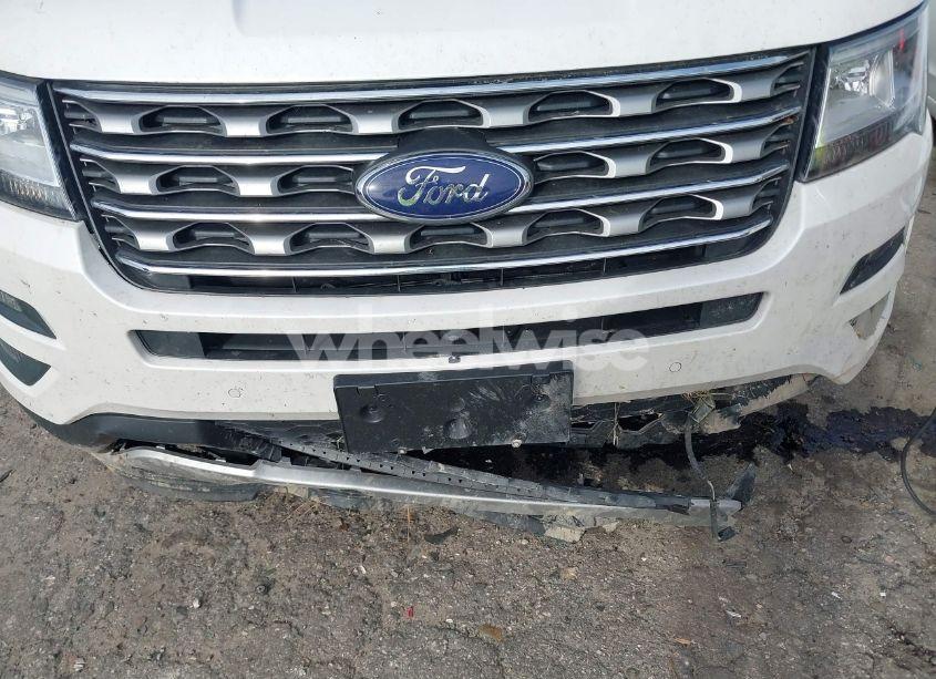 Photo 6 of 2016 Ford Explorer LIMITED (VIN 1FM5K7F84GGB30897)