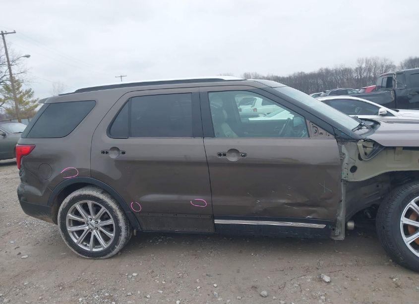 Photo 13 of 2016 Ford Explorer LIMITED (VIN 1FM5K7F84GGC14010)