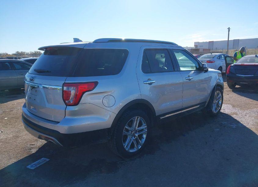 Photo 4 of 2017 Ford Explorer LIMITED (VIN 1FM5K7F84HGD40062)