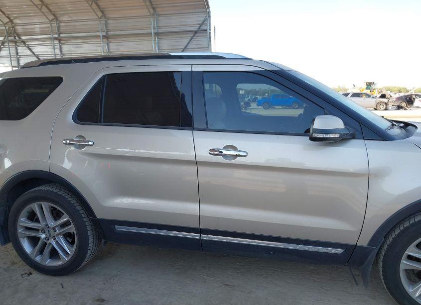 Photo 13 of 2017 Ford Explorer LIMITED (VIN 1FM5K7F84HGD98477)