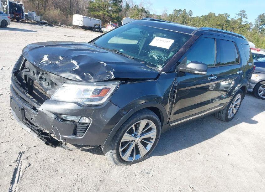 Photo 2 of 2019 Ford Explorer LIMITED (VIN 1FM5K7F84KGB12862)