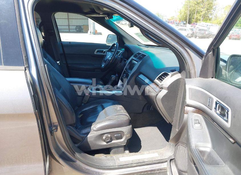 Photo 5 of 2013 Ford Explorer LIMITED (VIN 1FM5K7F85DGC45326)