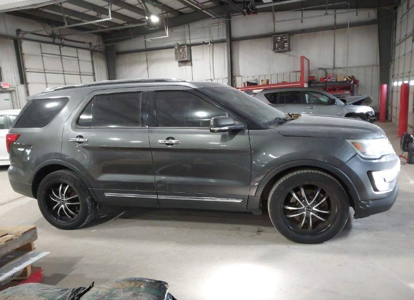 Photo 13 of 2017 Ford Explorer LIMITED (VIN 1FM5K7F85HGA63910)