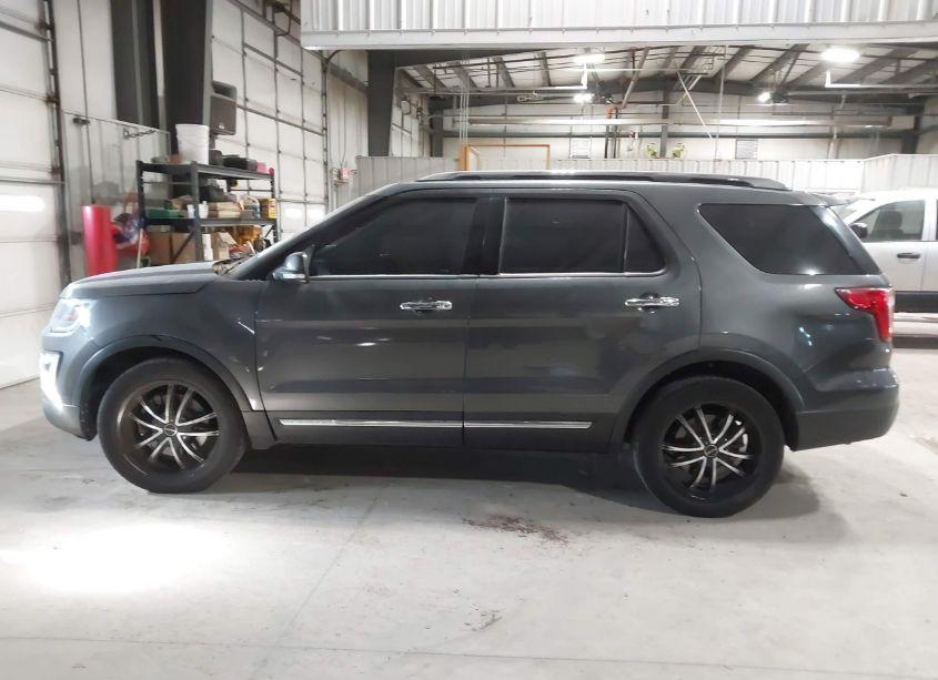 Photo 14 of 2017 Ford Explorer LIMITED (VIN 1FM5K7F85HGA63910)