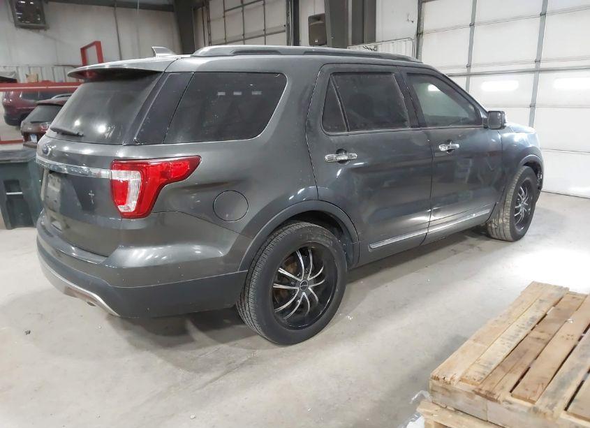 Photo 4 of 2017 Ford Explorer LIMITED (VIN 1FM5K7F85HGA63910)