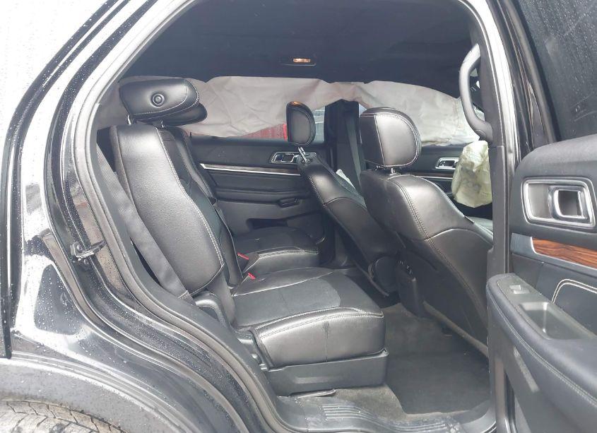 Photo 8 of 2017 Ford Explorer LIMITED (VIN 1FM5K7F85HGE26819)