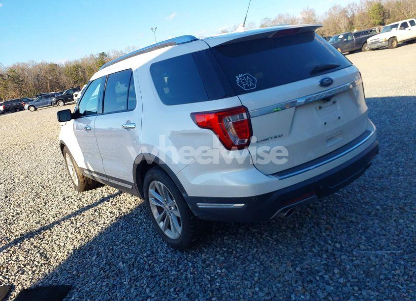 Photo 3 of 2018 Ford Explorer LIMITED (VIN 1FM5K7F85JGA11635)