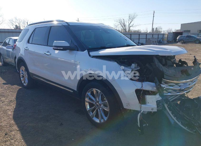 2019 Ford Explorer LIMITED (VIN 1FM5K7F85KGA76714) main photo