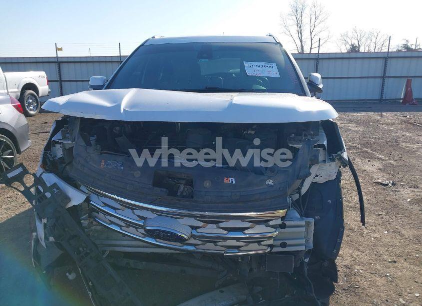 Photo 13 of 2019 Ford Explorer LIMITED (VIN 1FM5K7F85KGA76714)