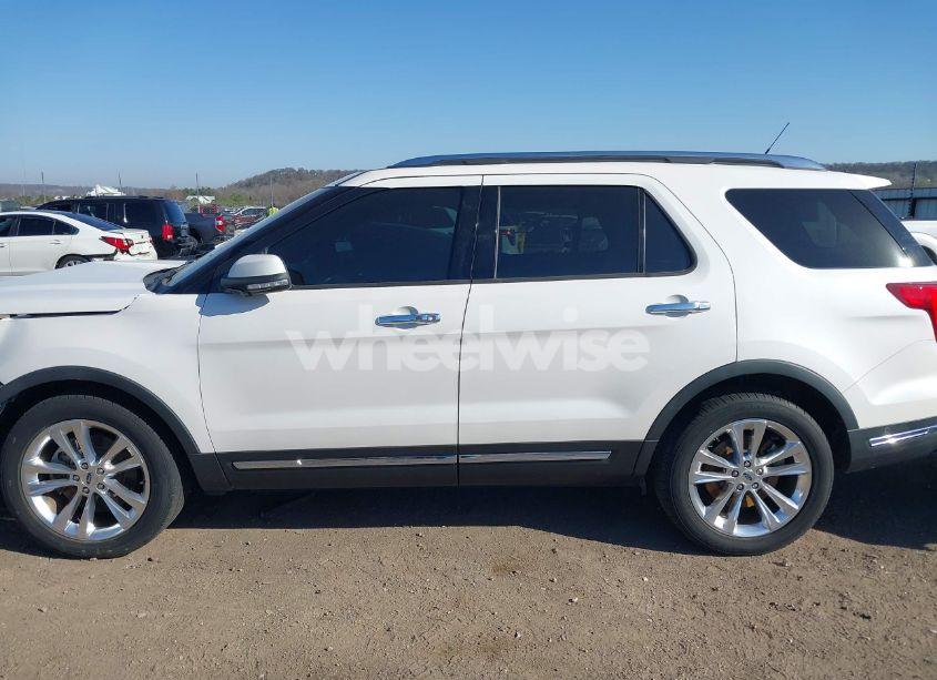 Photo 15 of 2019 Ford Explorer LIMITED (VIN 1FM5K7F85KGA76714)