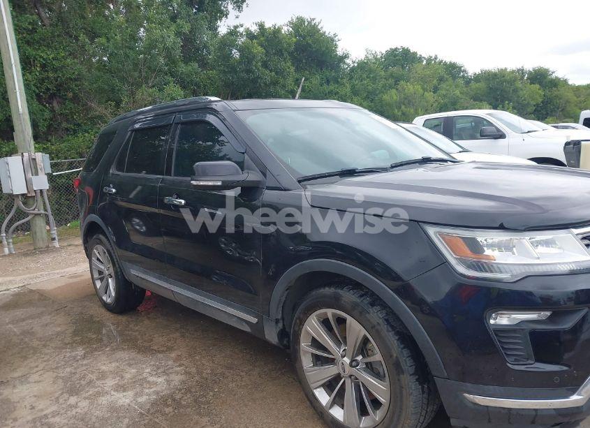 Photo 13 of 2019 Ford Explorer LIMITED (VIN 1FM5K7F85KGB48513)