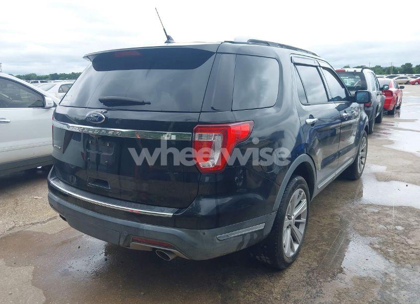 Photo 4 of 2019 Ford Explorer LIMITED (VIN 1FM5K7F85KGB48513)
