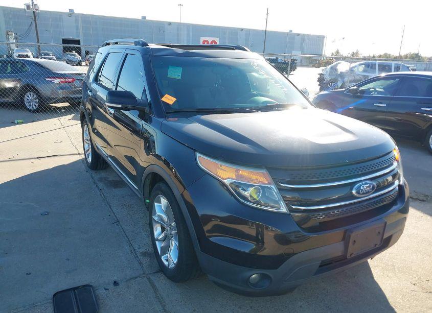 2014 Ford Explorer LIMITED (VIN 1FM5K7F86EGA59036) main photo