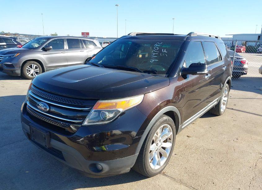 Photo 2 of 2014 Ford Explorer LIMITED (VIN 1FM5K7F86EGA59036)