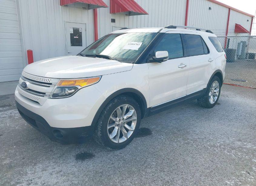 Photo 2 of 2014 Ford Explorer LIMITED (VIN 1FM5K7F86EGB15377)