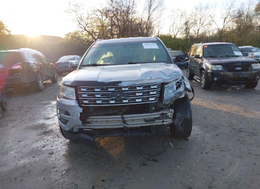 Photo 12 of 2016 Ford Explorer LIMITED (VIN 1FM5K7F86GGA79192)