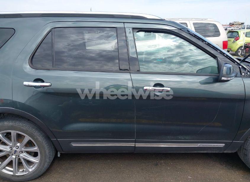 Photo 13 of 2016 Ford Explorer LIMITED (VIN 1FM5K7F86GGB27936)