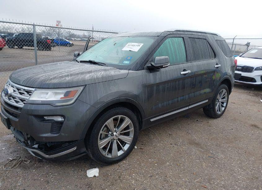Photo 2 of 2018 Ford Explorer LIMITED (VIN 1FM5K7F86JGA89342)