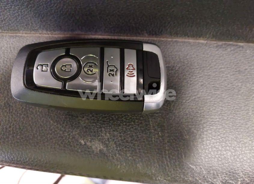 Photo 11 of 2019 Ford Explorer LIMITED (VIN 1FM5K7F86KGB46379)