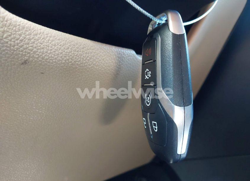 Photo 11 of 2016 Ford Explorer LIMITED (VIN 1FM5K7F87GGC21906)