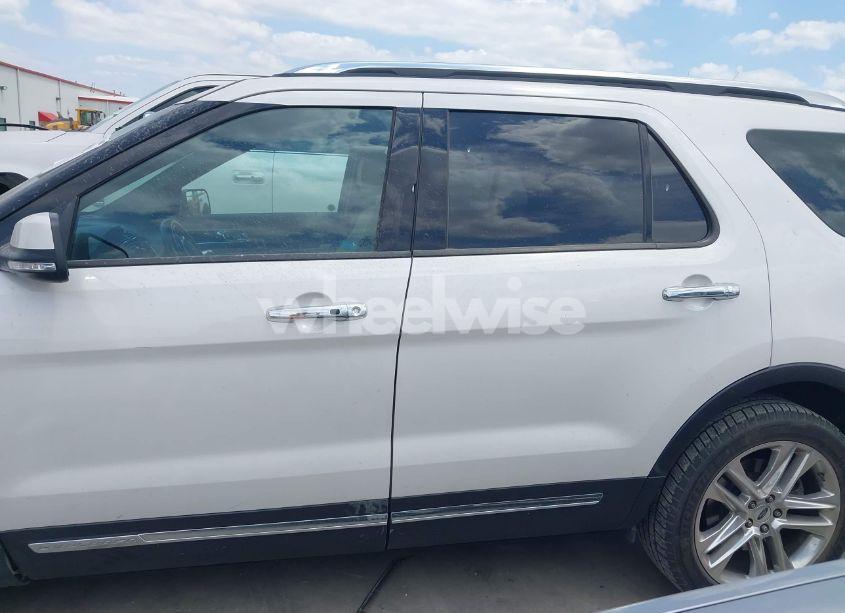 Photo 15 of 2016 Ford Explorer LIMITED (VIN 1FM5K7F87GGC21906)