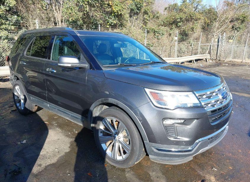 2019 Ford Explorer LIMITED (VIN 1FM5K7F87KGA91733) main photo