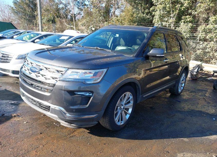 Photo 2 of 2019 Ford Explorer LIMITED (VIN 1FM5K7F87KGA91733)