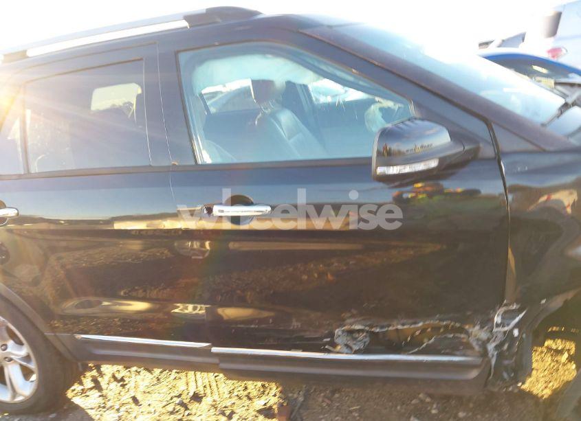 Photo 13 of 2015 Ford Explorer LIMITED (VIN 1FM5K7F88FGA66863)