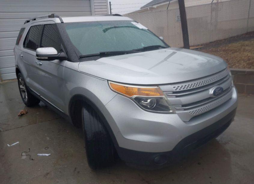2015 Ford Explorer LIMITED (VIN 1FM5K7F88FGB98196) main photo