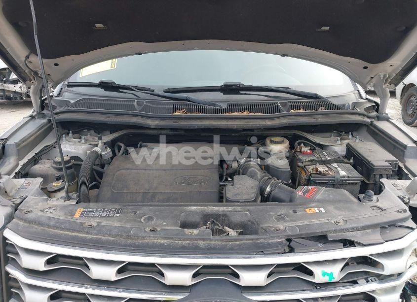 Photo 10 of 2016 Ford Explorer LIMITED (VIN 1FM5K7F88GGC13359)