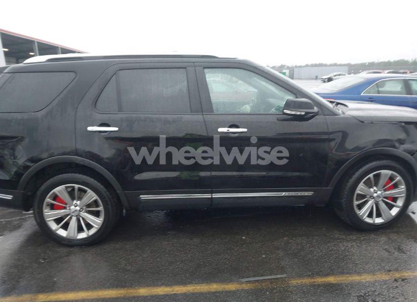 Photo 13 of 2018 Ford Explorer LIMITED (VIN 1FM5K7F88JGA71098)