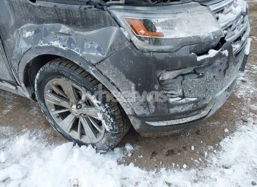Photo 6 of 2018 Ford Explorer LIMITED (VIN 1FM5K7F88JGA85678)
