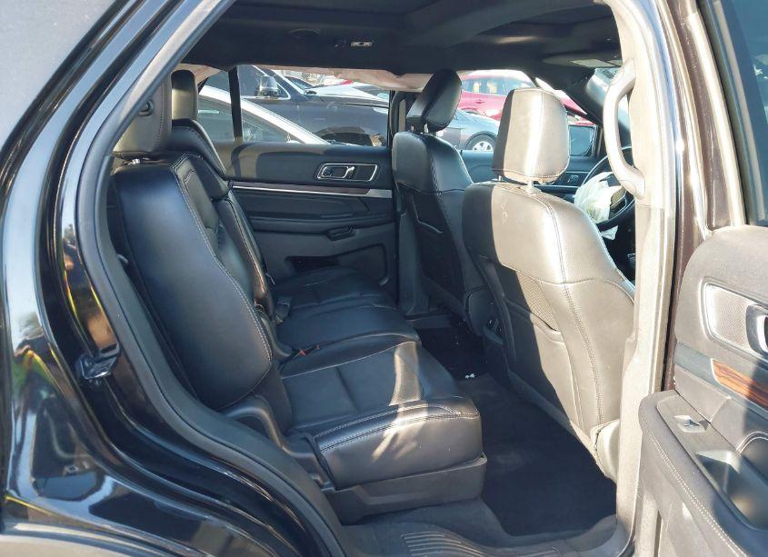 Photo 8 of 2019 Ford Explorer LIMITED (VIN 1FM5K7F88KGB41944)