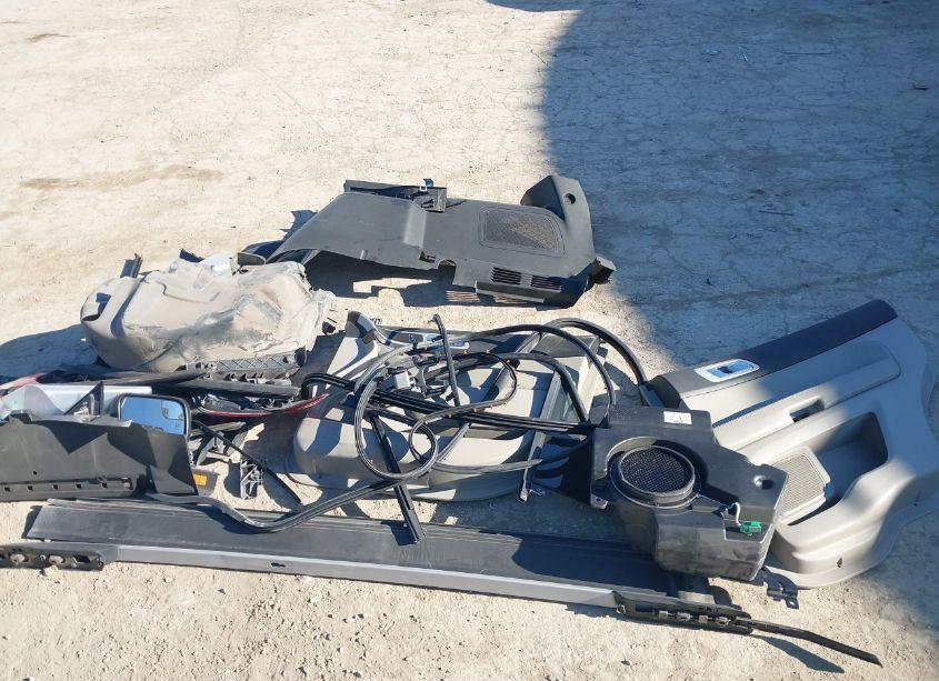 Photo 12 of 2014 Ford Explorer LIMITED (VIN 1FM5K7F89EGB17768)