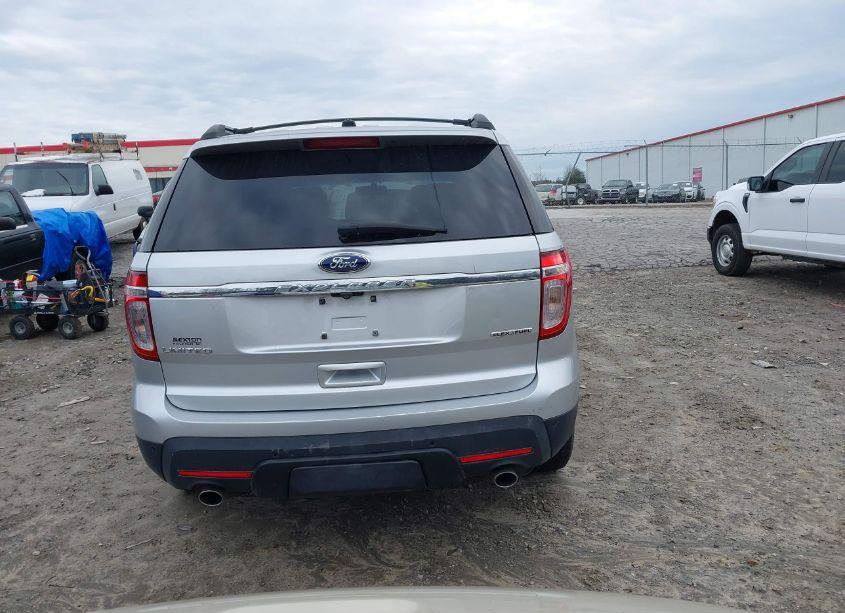 Photo 16 of 2014 Ford Explorer (VIN 1FM5K7F89EGB38815)